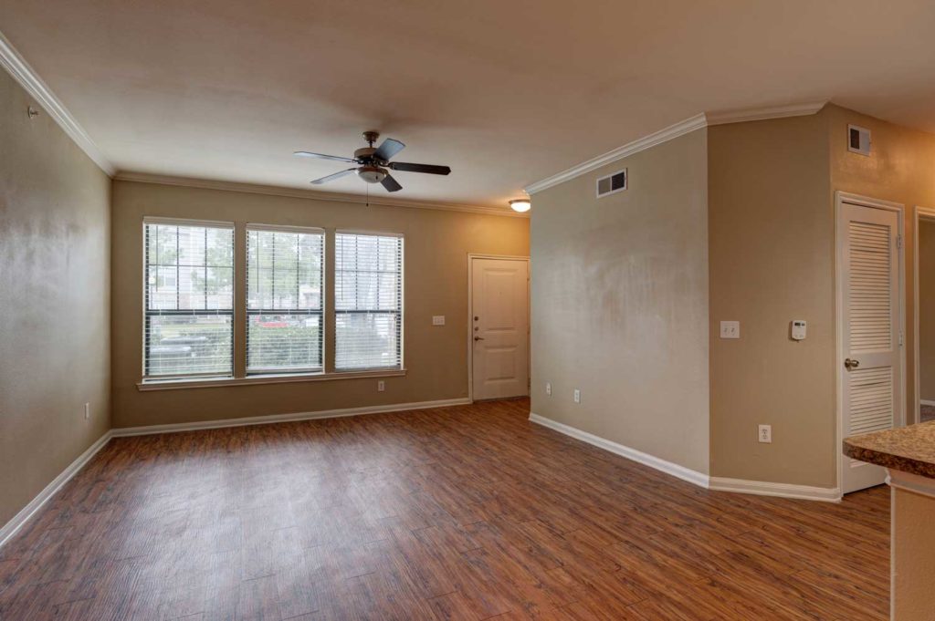 Villas at Valley Ranch; luxury pet friendly apartments near Kingwood Houston, TX; One two bedroom apartment homes for rent in Porter